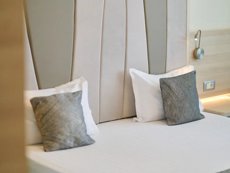 Apartament cu balcon si vedere catre oras, Hotel Malibu Mamaia, foto 5