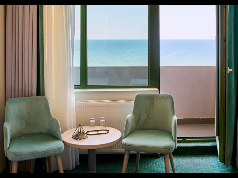 Camera dubla matrimoniala cu vedere catre mare, Hotel Malibu Mamaia, foto 4