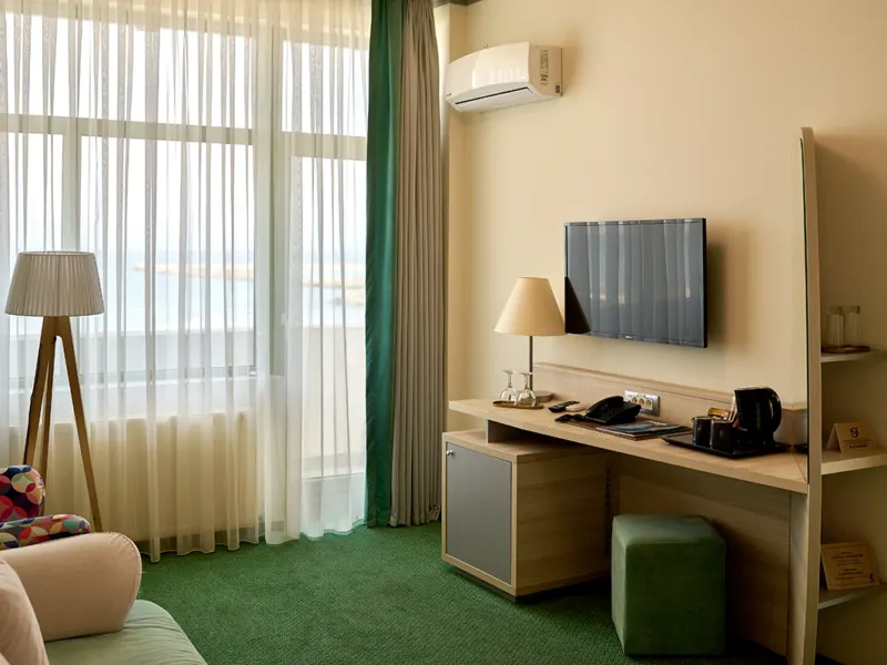 Apartament cu balcon si vedere catre mare