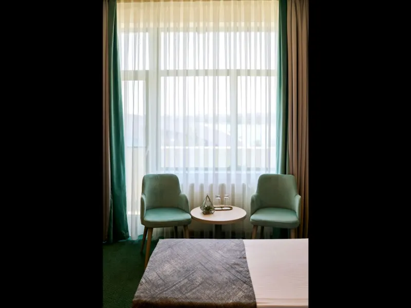 Camera dubla in regim single cu vedere oras, Hotel Malibu Mamaia, foto 4